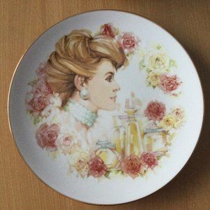 AVON president's club award collector plate "Inspiration" Mrs. Albee 2007-2008